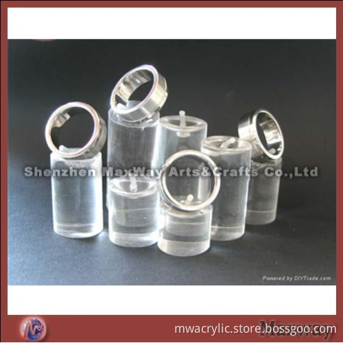 Clear Columnar Acrylc/Lucite Ring Holder/Display
